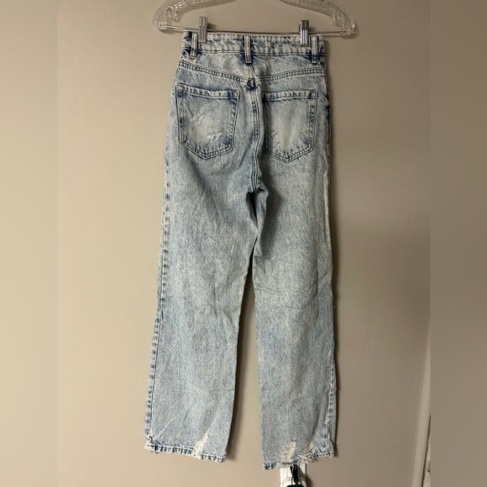 Garage‎ Light Washed Ripped Jeans - Picture 3 of 4